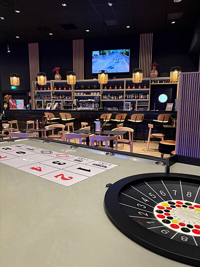 Boule 2000 & Bar